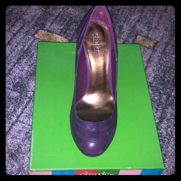 Purple Vegetable Charles by Charles David, SZ 10 - Picture 2 of 5